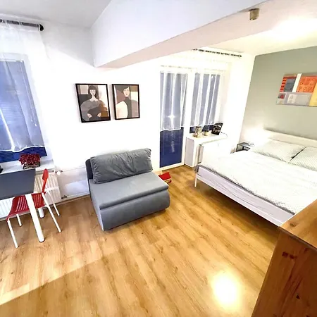 Charming Studio In The Old Town Apartment Pressburg
